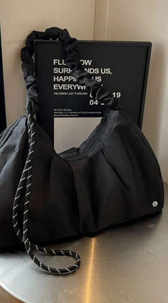 0b9081b2-4586-4bac-a5ff-4c817b240883-Max