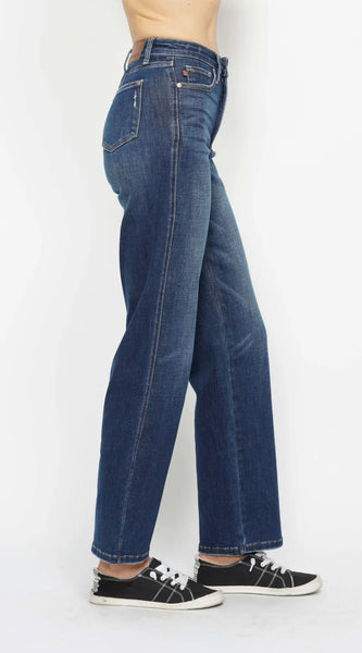 160bb3bd-f804-41d7-94fd-3607f93ff704-Max