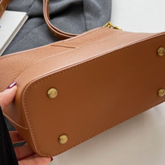 21dc95235e48401c893d2cc65245da48-Max