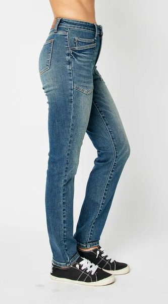 226b3c53-1b1b-43e5-9b00-73726e1e3a22-Max