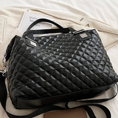 5201bf8a3758431f9379df5672202b05-Max