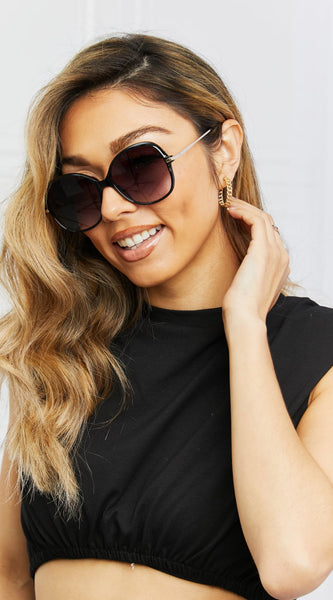 6542d9d3b5d04054be659af88a10bb1a-Max