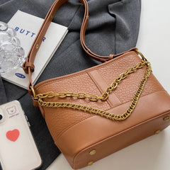 71ef9b16e95b4401852478dcd74f1987-Max