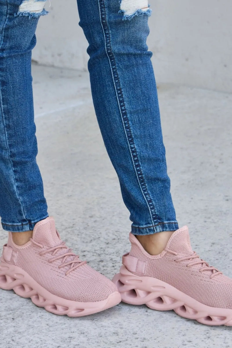 c02c168a-2c62-402a-b4ef-4fdd8c2789b1-Max