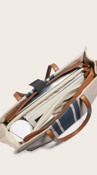 cd48643cfd4d41b9b2cd98ca41d6601a-Max