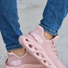 cea7a375-75a6-4d28-af1d-31cd0d993351-Max