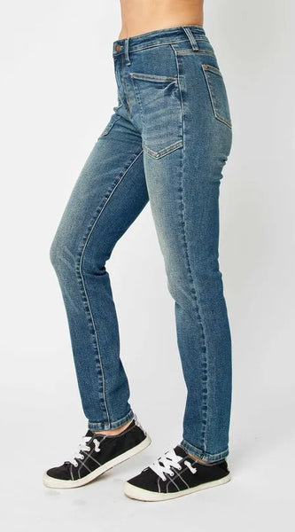 d724a7ea-0237-4b6e-ba73-a42d64772c02-Max