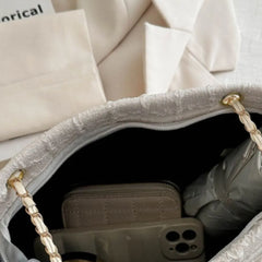 e432b81d-e777-4390-9002-15d5fe92a481-Max