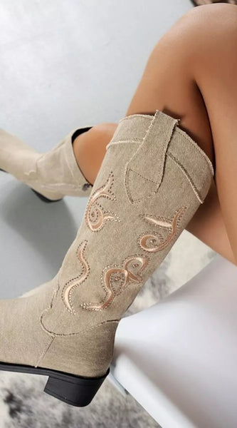 e7cb81fa00114f69b79eb9cdd364cc8c-Max-Origin