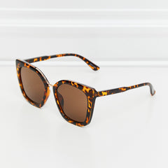 f01ce42f2b4a4ed384f05586d2562887-Max