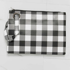 f38c468258294fa38e8b5449f8c28dbc-Max