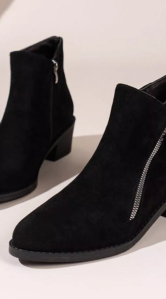 0d33e10763594b87bb12ddf1c7a4c598-Max-Origin