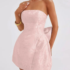 120375b9-2790-4cb1-bce0-88f17c291fd5-Max