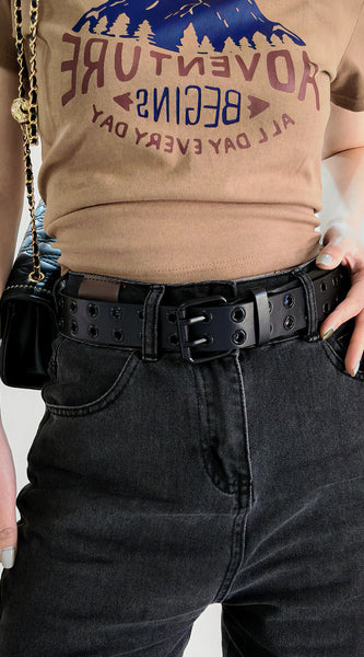 12f0189277fb47a8accc36430aeaebd7-Max