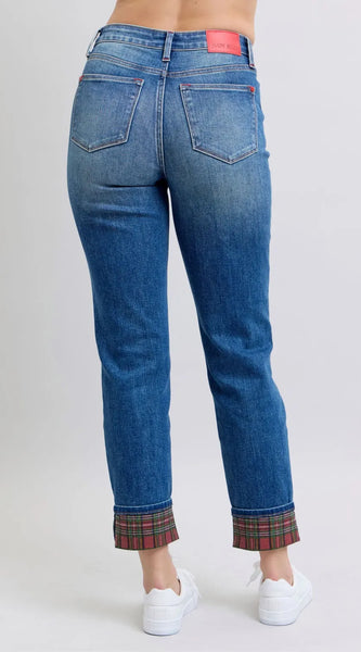 179a94ad-3db8-42d9-80b3-e93d011905e5-Max