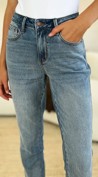 1bb7b91b-f0cf-40b4-9d90-021e8c2317b9-Max