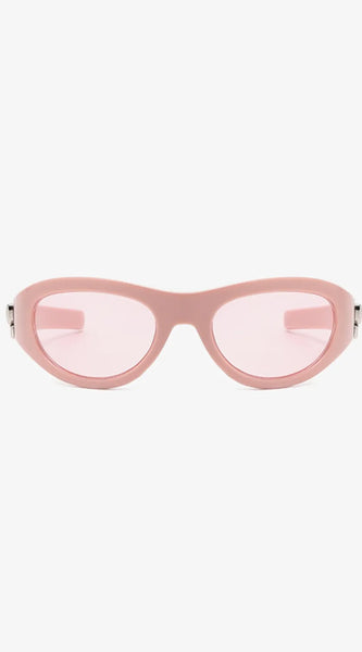 25b53db6-141f-47a7-984d-4c6634509f90-Max