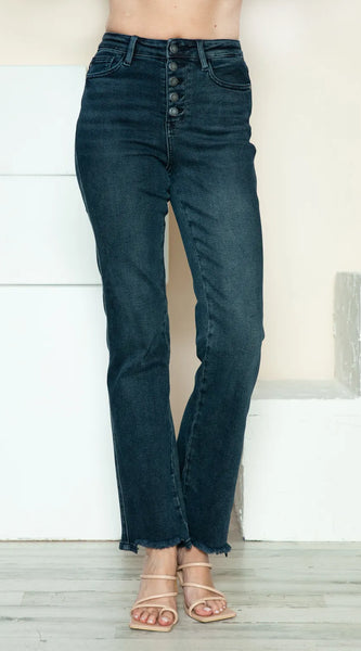 2c6e5590-29ba-4dc8-82af-f0f048f136ea-Max