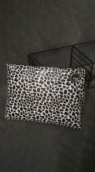 3532cdcc69d44ec6b6645449f2d89e29-Max