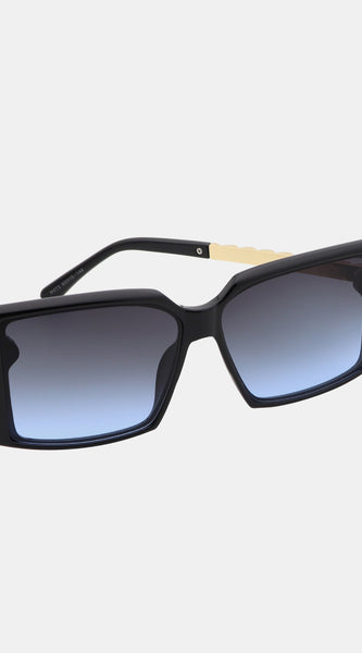 3d0b7bc03d5a43509c62a28284992891-Max