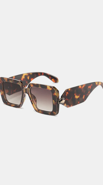 3e1566d5-3e56-4f59-af25-671a3b3bb061-Max