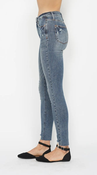 481cfaf2-e1a4-42cc-a0d3-0ae7c18053ad-Max