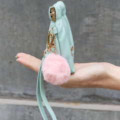 5a13f7cdc8f2443ea9e5a49d3dc768c3-Max