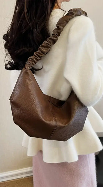 668fcef42f3446cc88671455d4a899f8-Max