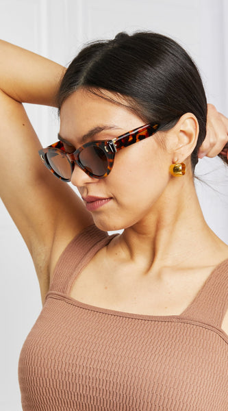 6b7edd9863d3469bb64c6895b338952e-Max