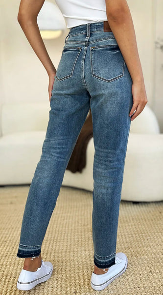 718bac21-4591-4a11-8654-2d15ef35098b-Max