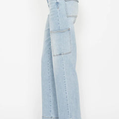 7d5a46cc-ac93-47d6-8561-3b6519f9567c-Max