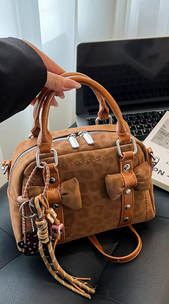 8a2992e21e1144f2a1a1c72ea0a32874-Max-Origin