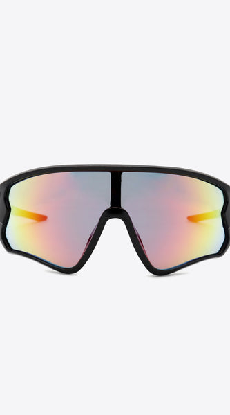 94fc1852f87b4fadbdff20560dfa5220-Max