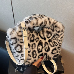 960c1f6df8ec46e5911e845bb22b7d8b-Max-Origin