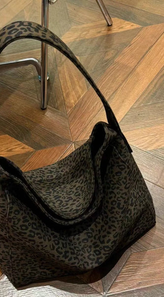 9a4fd8d68f8a441d954bad3e48edc7ff-Max-Origin