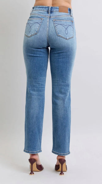 a3b8e9fe-aed5-437b-89bc-a733869cecb8-Max