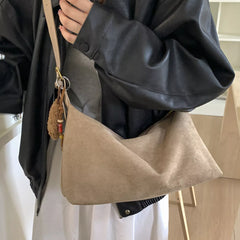 b52999c9c75d4e079bf0153641c8b234-Max-Origin