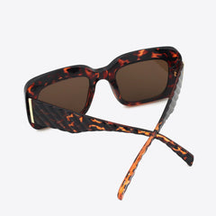 b895b5e8a9364c2f9c59b1aa5ec4ac05-Max