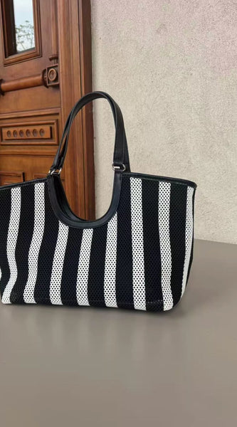 bbf6cdc2398d43388dc035ca99c9c8b8-Max-Origin