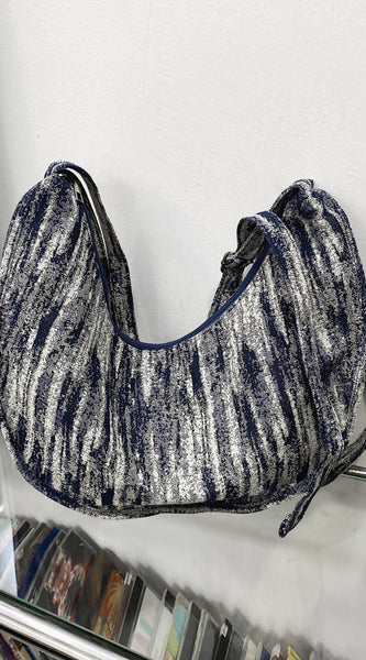 bc2c93d1d4424e1a965d2306ba1c76f7-Max