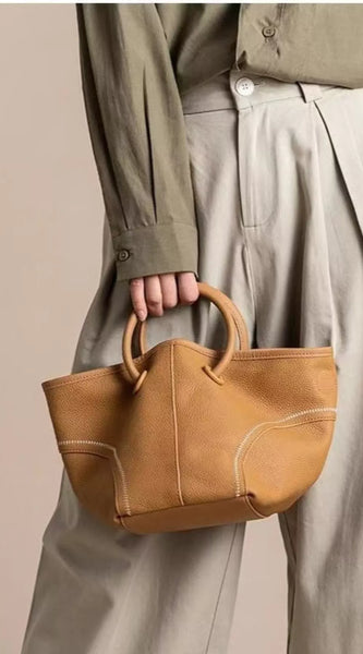 beb679d58abd4b27a9bd0942bde48415-Max-Origin