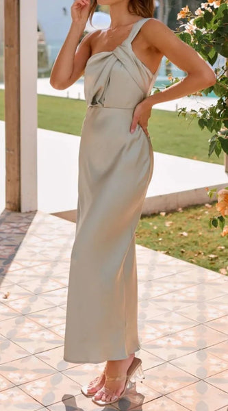 cf6cc265-a72a-485e-a1e2-7ea66d7287ad-Max