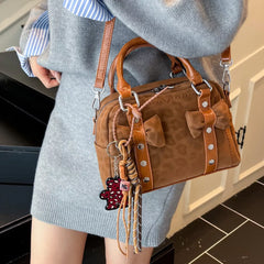 cfe06047dbf14f328361ad5b1054d201-Max-Origin