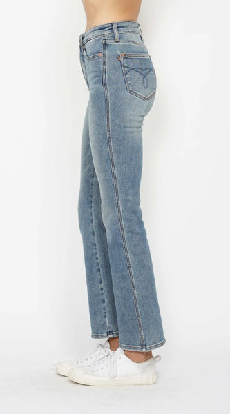 dee778d8-4cc7-4a84-be2b-ef6652be5fa0-Max