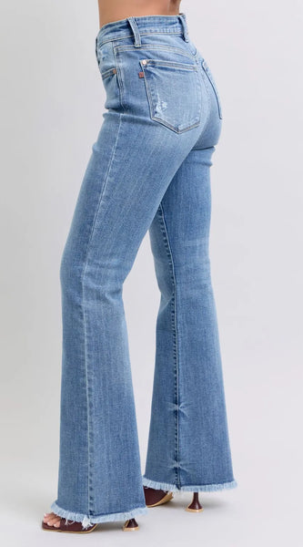 e2dfff07-272f-4f37-b234-c5a5aa3e0fde-Max