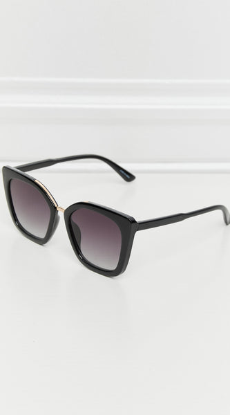 e2e5279ec18e4fe5866795d62771388c-Max