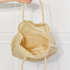 e3c9f90c3624402fa5ad2859d4261a3b-Max