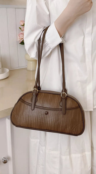 ee1d4c60e3f24d318469a433311abf11-Max-Origin