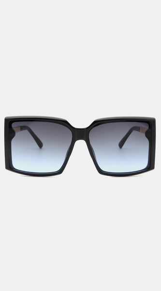 f54f2a273a0b4a038eecea1438cc7c68-Max