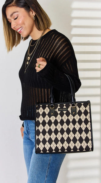 f74a375b-eadd-4311-81e5-6164330b1218-Max